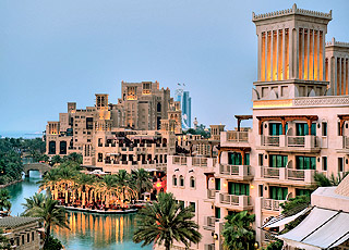 Image with missing alt attribute found on arttour.ru