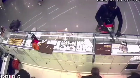 Image with missing alt attribute found on looptt.com