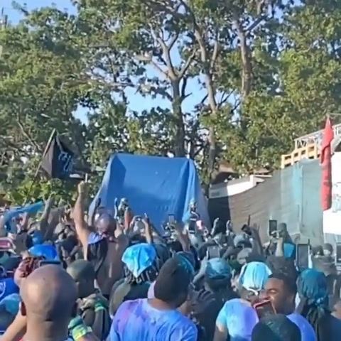 Image with missing alt attribute found on loopslu.com