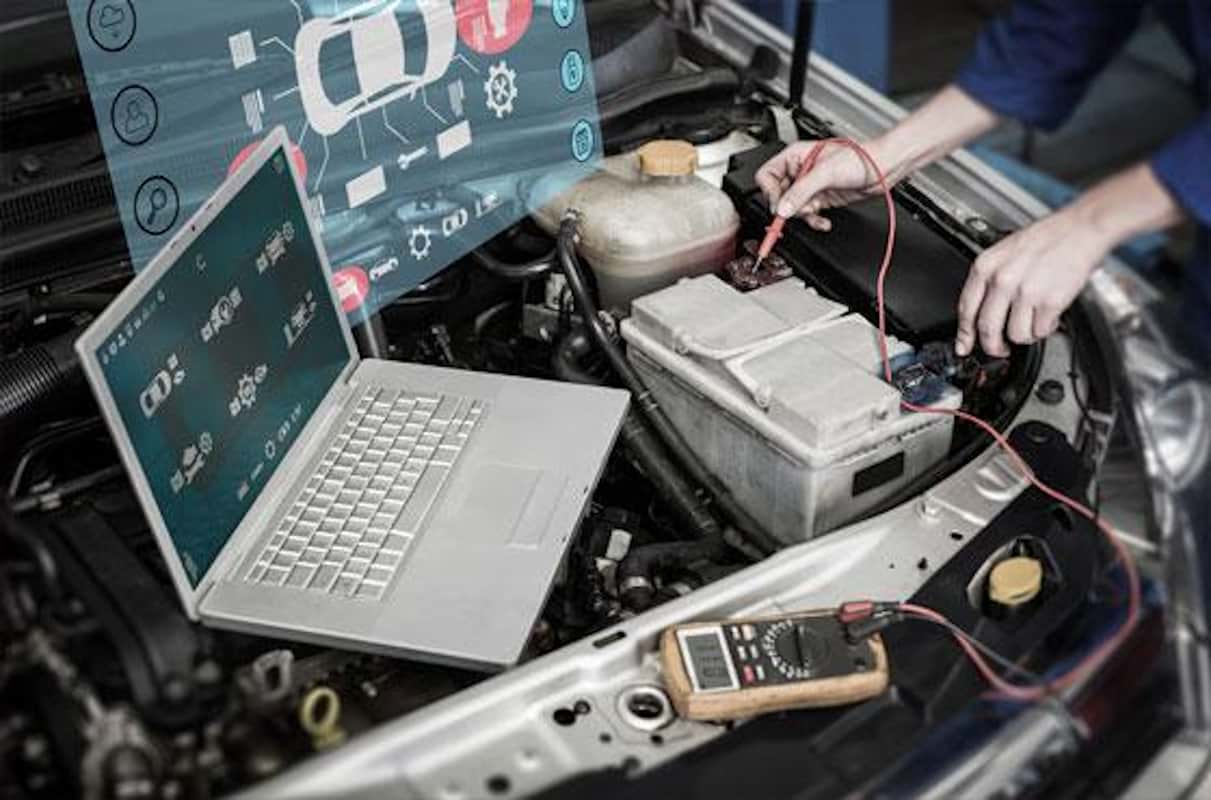 Image with missing alt attribute found on awemark.com