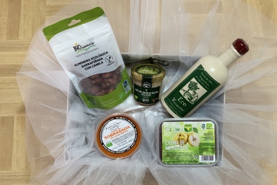 Image with missing alt attribute found on cratejoy.com