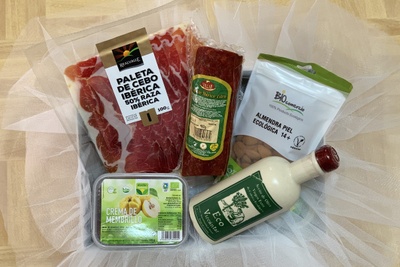 Image with missing alt attribute found on cratejoy.com