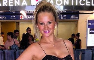 Rosemarie Dietz, ex rostro de Mekano, comparte feliz noticia: Su novio le regal&oacute; anillo de compromiso