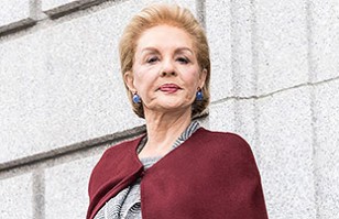 Carolina Herrera lanza dura cr&iacute;tica contra las influencers: "Se ponen lo que les den para el 'show'"