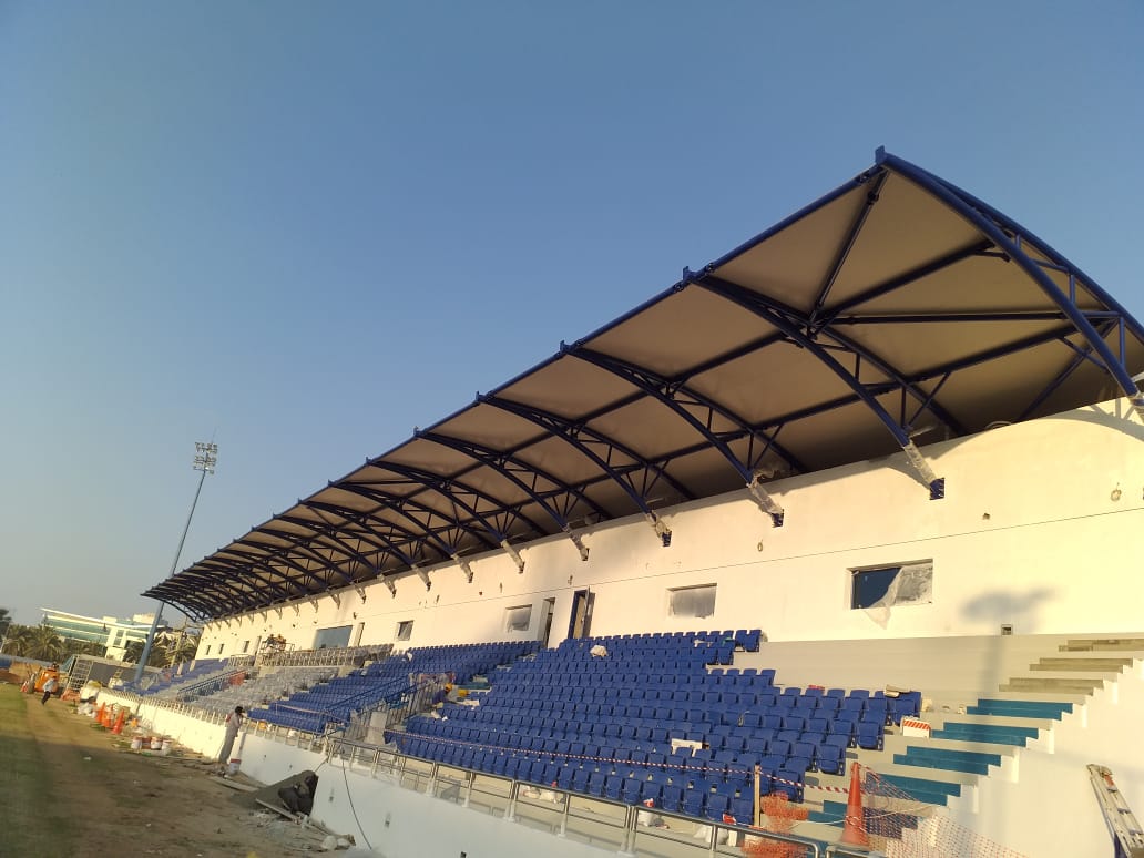 Image with missing alt attribute found on akaatent.com