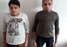 أحدهما جريح.. "وائل وعلي" لا يحصلان على حقوقهما أو أي راتب: "فَلْيَتبنَّانا الرئيس"