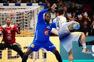 Mais hist&oacute;ria: Portugal qualifica-se para a ronda principal do Euro de andebol