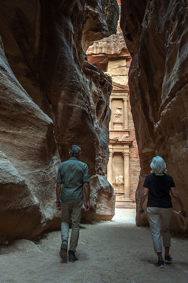 Image with missing alt attribute found on gadventures.com