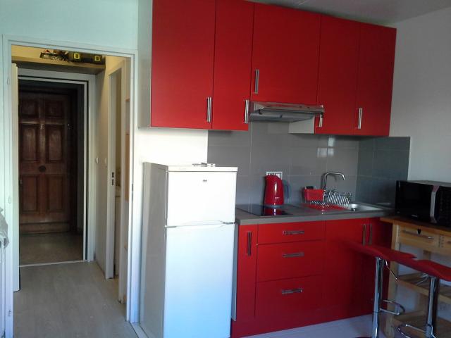 Image with missing alt attribute found on locservice.fr