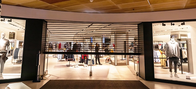 Image with missing alt attribute found on rideauxmetalliques.fr