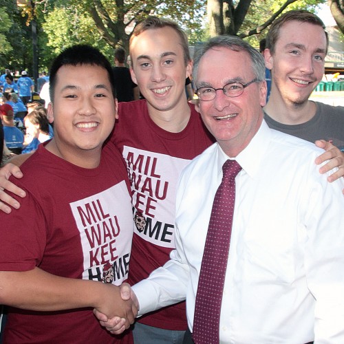 Image with missing alt attribute found on msoe.edu