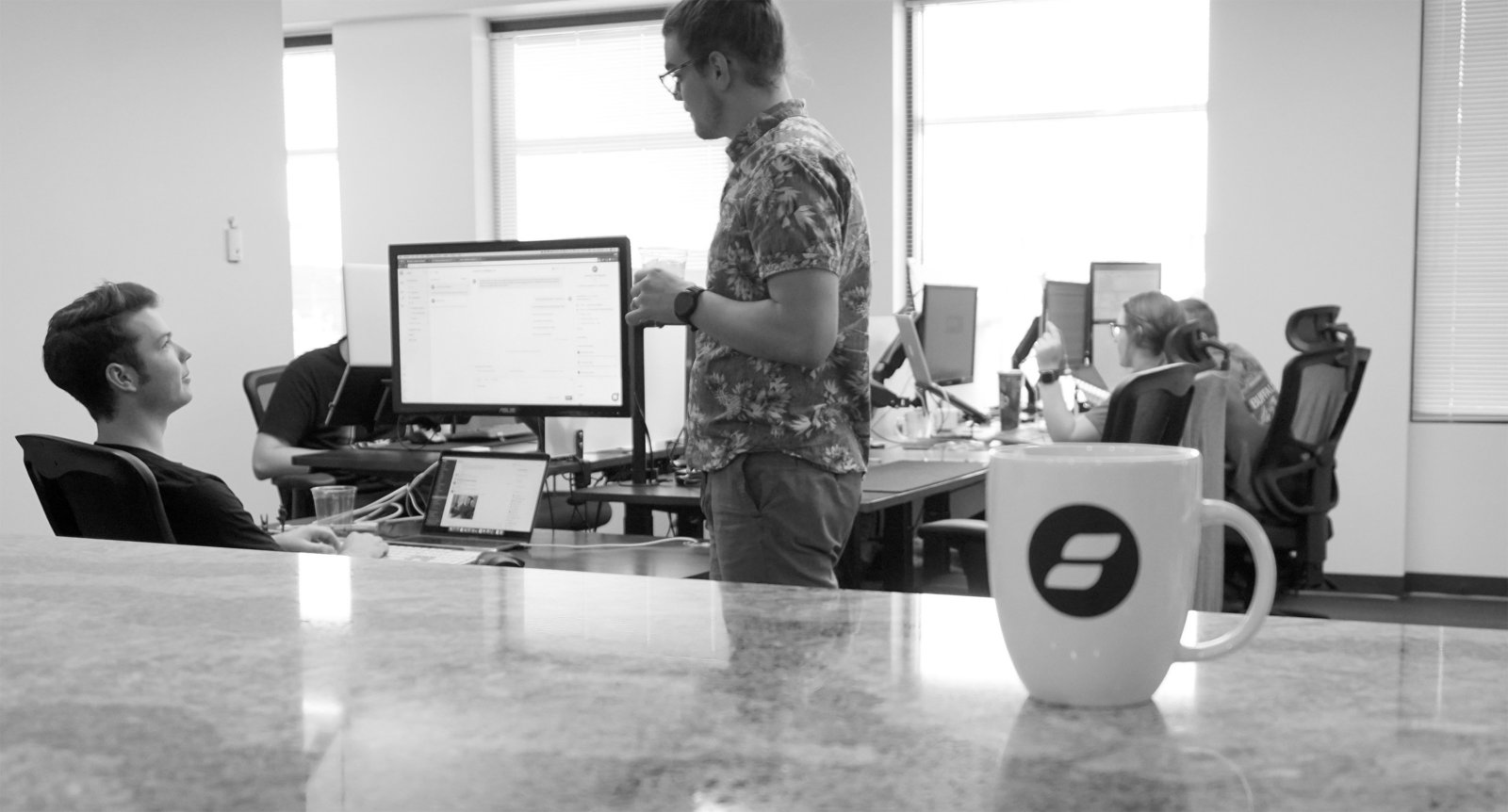 Image with missing alt attribute found on showit.co