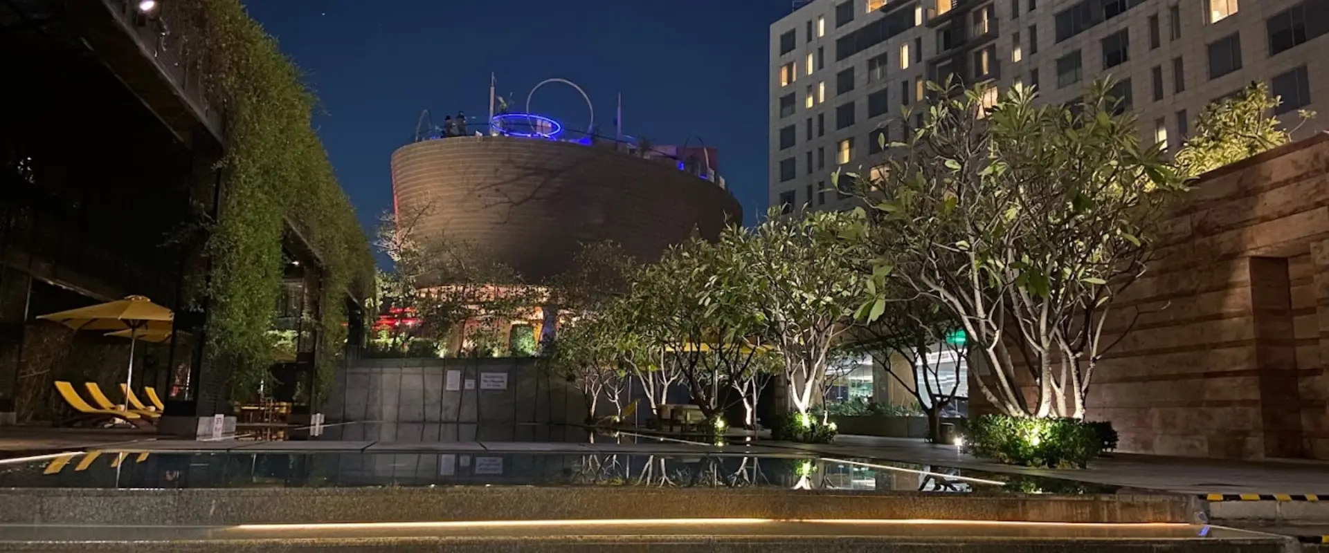 Image with missing alt attribute found on westinresidences103.com