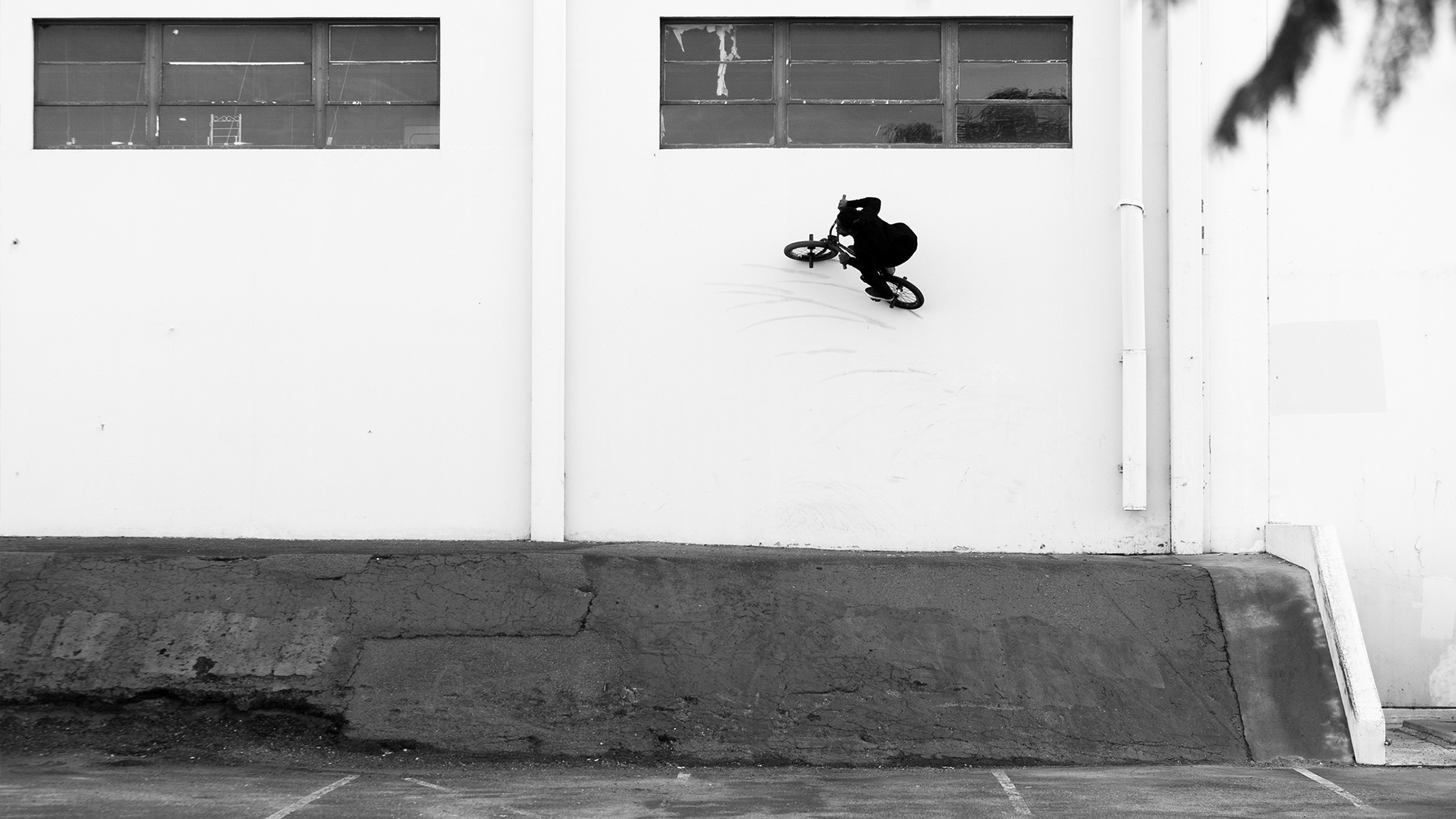 Image with missing alt attribute found on xgames.com