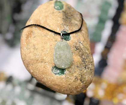 Image with missing alt attribute found on aiva.com.vn