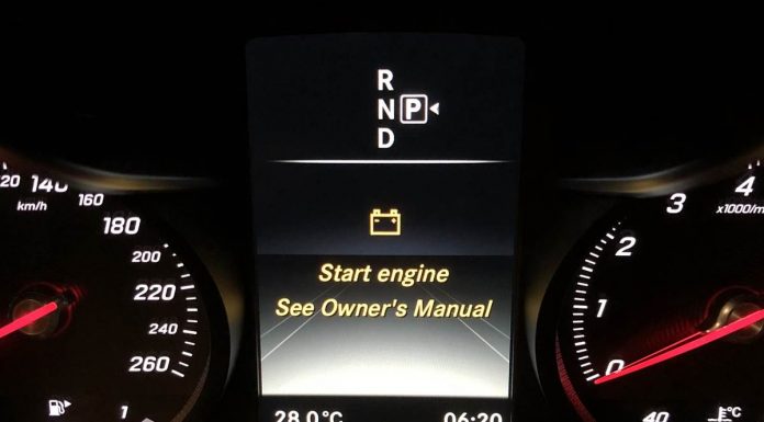 Thống báo lỗi trên xe Mercedes