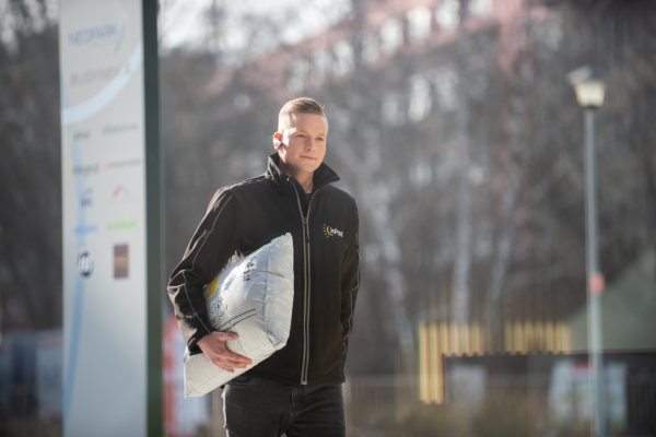 Image with missing alt attribute found on bloog.pl