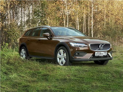 Volvo V60 Cross Country - есть ли претензии к генетике volvo v60 cross country 2019
