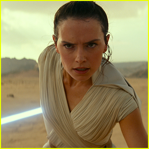 'Star Wars: The Rise of Skywalker' Cameos &amp; Celebrity Appearances - Every Celeb You May Have Missed!