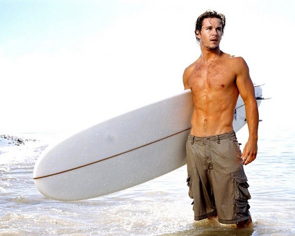 Image with missing alt attribute found on greginhollywood.com