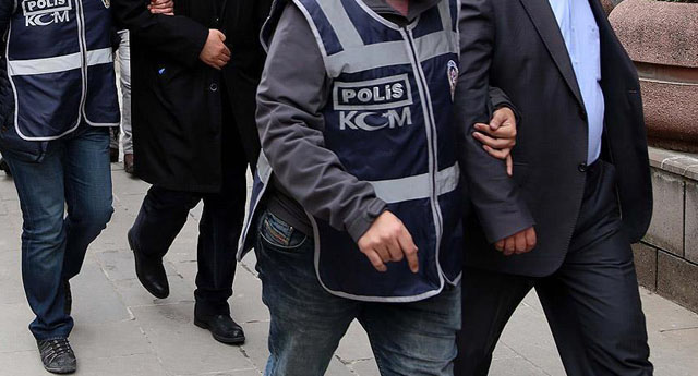 Hava Kuvvetleri'nde 92 askere gözaltı