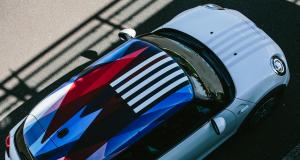 Mini Cooper SE : la citadine &eacute;lectrique qui tracte un avion ! (vid&eacute;o)