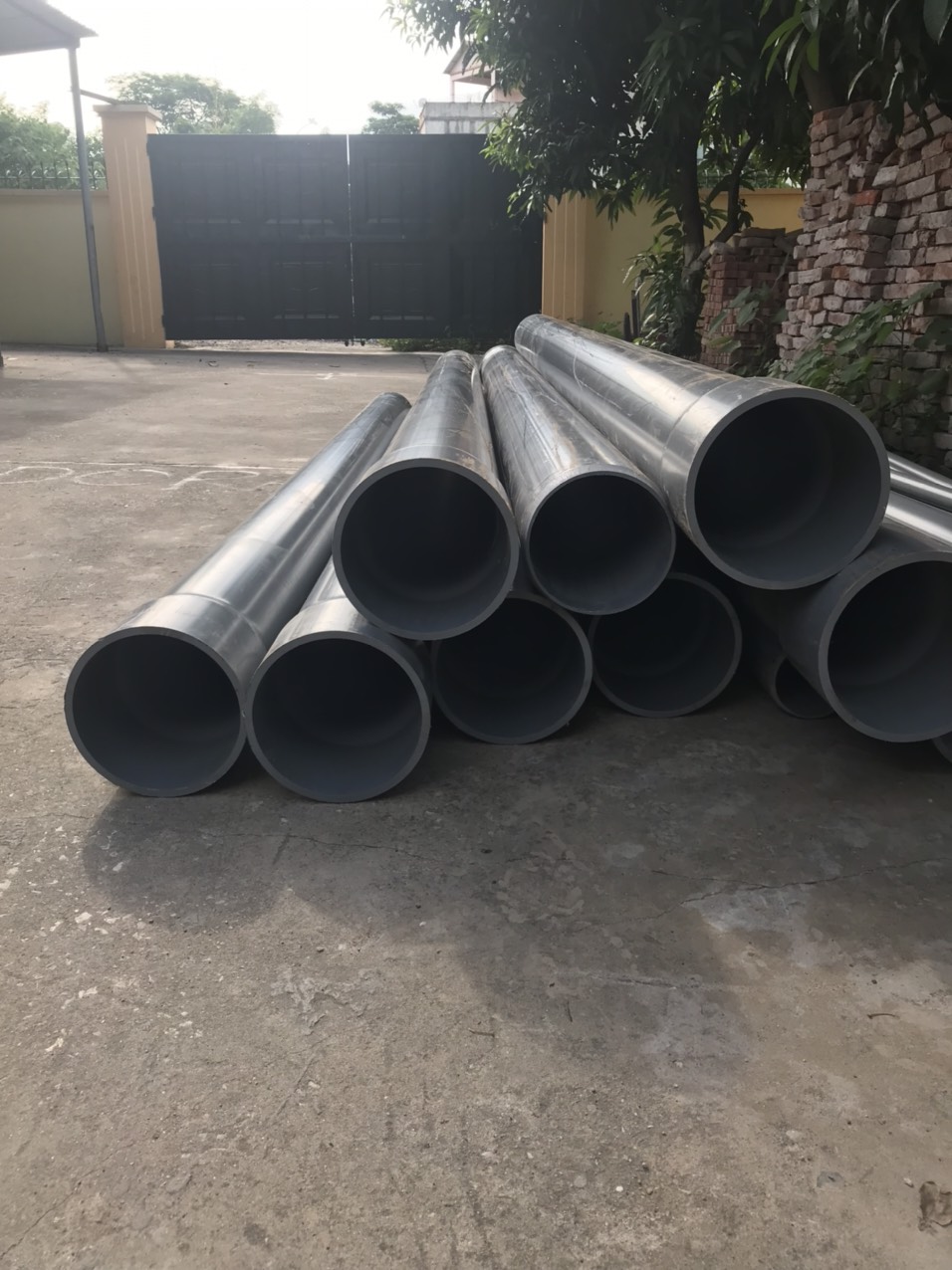 Image with missing alt attribute found on khoangiengcongnghiep.net