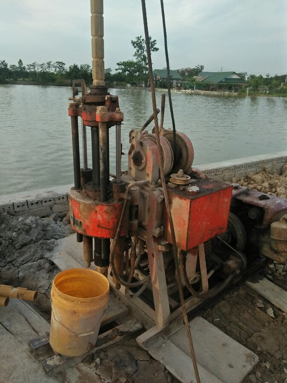 Image with missing alt attribute found on khoangiengcongnghiep.net