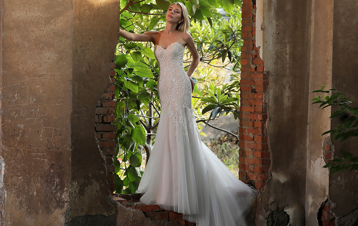 fashionable elegant long church wedding dresses