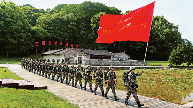 毫不动摇坚持党对人民军队的绝对领导