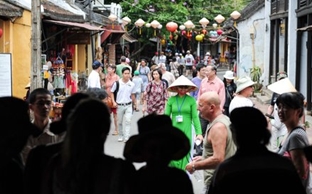 Image with missing alt attribute found on zum.com