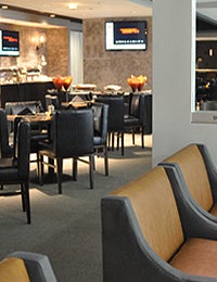 Image with missing alt attribute found on americanairlinescenter.com