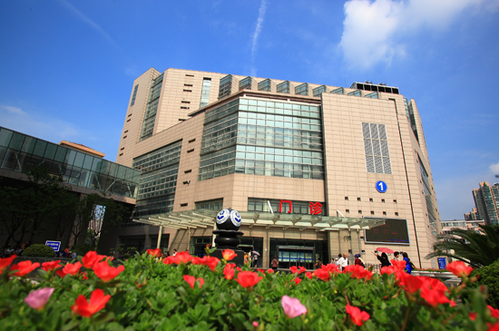 Image with missing alt attribute found on 3698.com