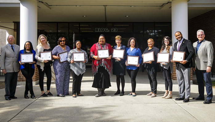 Image with missing alt attribute found on dcc.edu