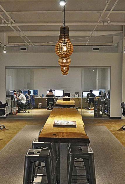 Image with missing alt attribute found on digitalmarketingbox.com