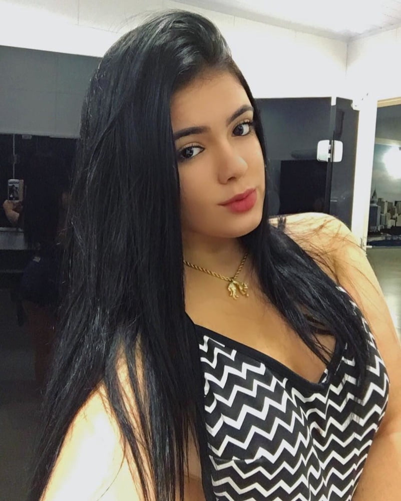 Image with missing alt attribute found on vanishkajain.in