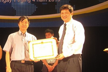 Image with missing alt attribute found on 123host.vn