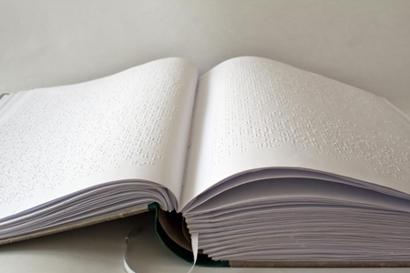 Image with missing alt attribute found on electricliterature.com