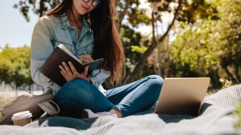 Image with missing alt attribute found on 24.hu