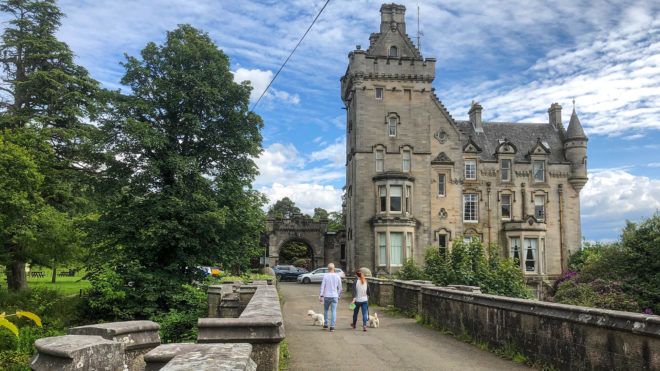 Image with missing alt attribute found on 24.hu