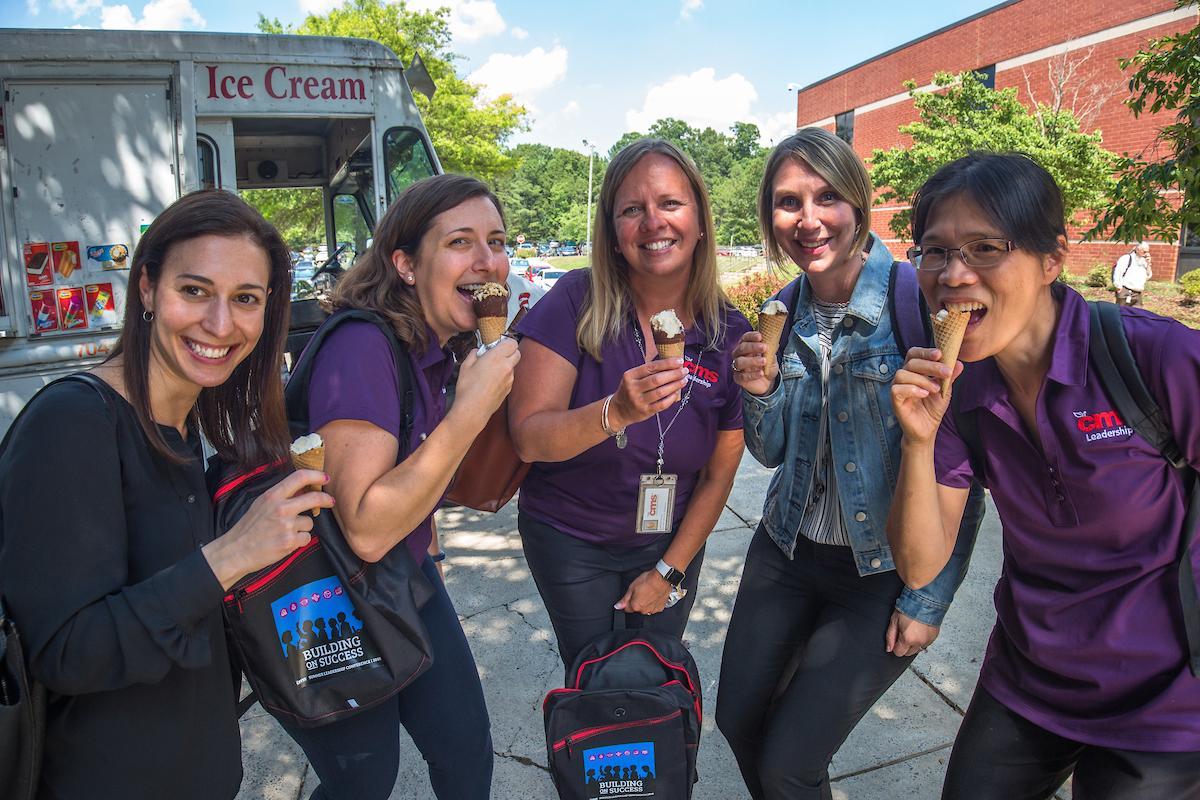 Image with missing alt attribute found on wearecms.com