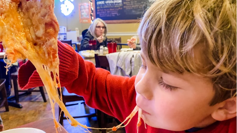 Image with missing alt attribute found on 365atlantatraveler.com