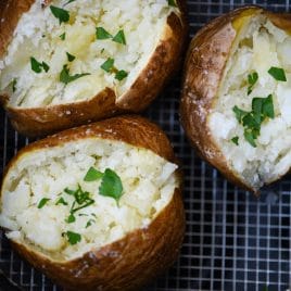 Air Fryer Baked Potato Recipe - This quick and easy air fryer baked potato recipe makes a perfect baked potato every time! Tender on the inside and crispy on the outside!&nbsp;// addapinch.com