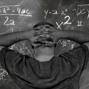 risk&reward_october_700x700