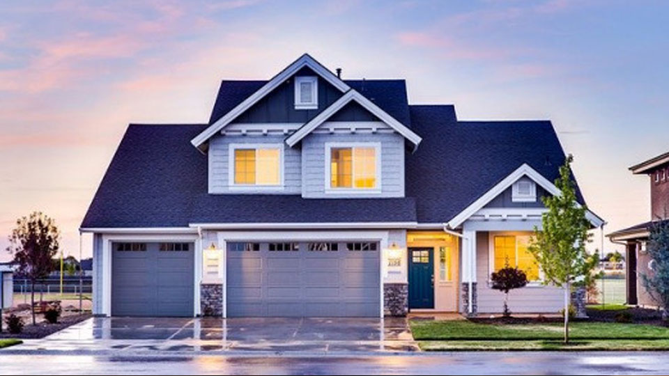 Feng Shui a koupě rodinn&eacute;ho domu