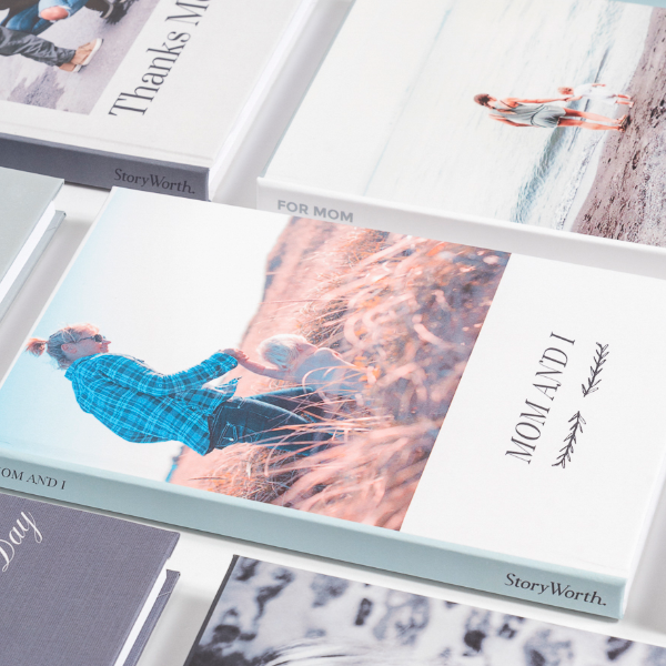 Image with missing alt attribute found on storyworth.com