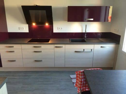 Comment choisir entre la cr&eacute;dence de cuisine et le fond de hotte ?