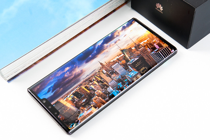 Image with missing alt attribute found on mobile01.com