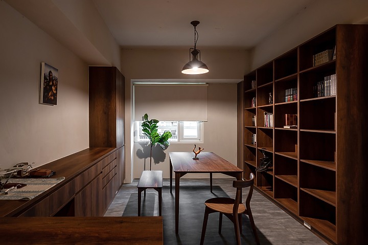 Image with missing alt attribute found on mobile01.com