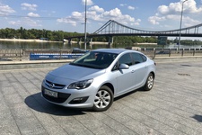 Image with missing alt attribute found on autoua.net